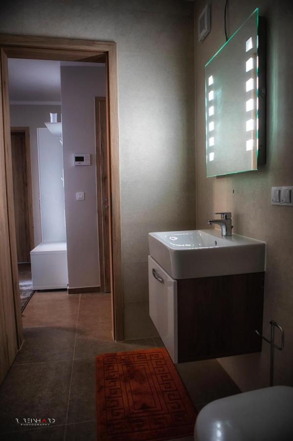 Apartamento Apartament Heavenly Heaven Braşov Exterior foto